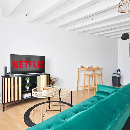 Studio Chaleureux A Etampes, France Bagian luar foto