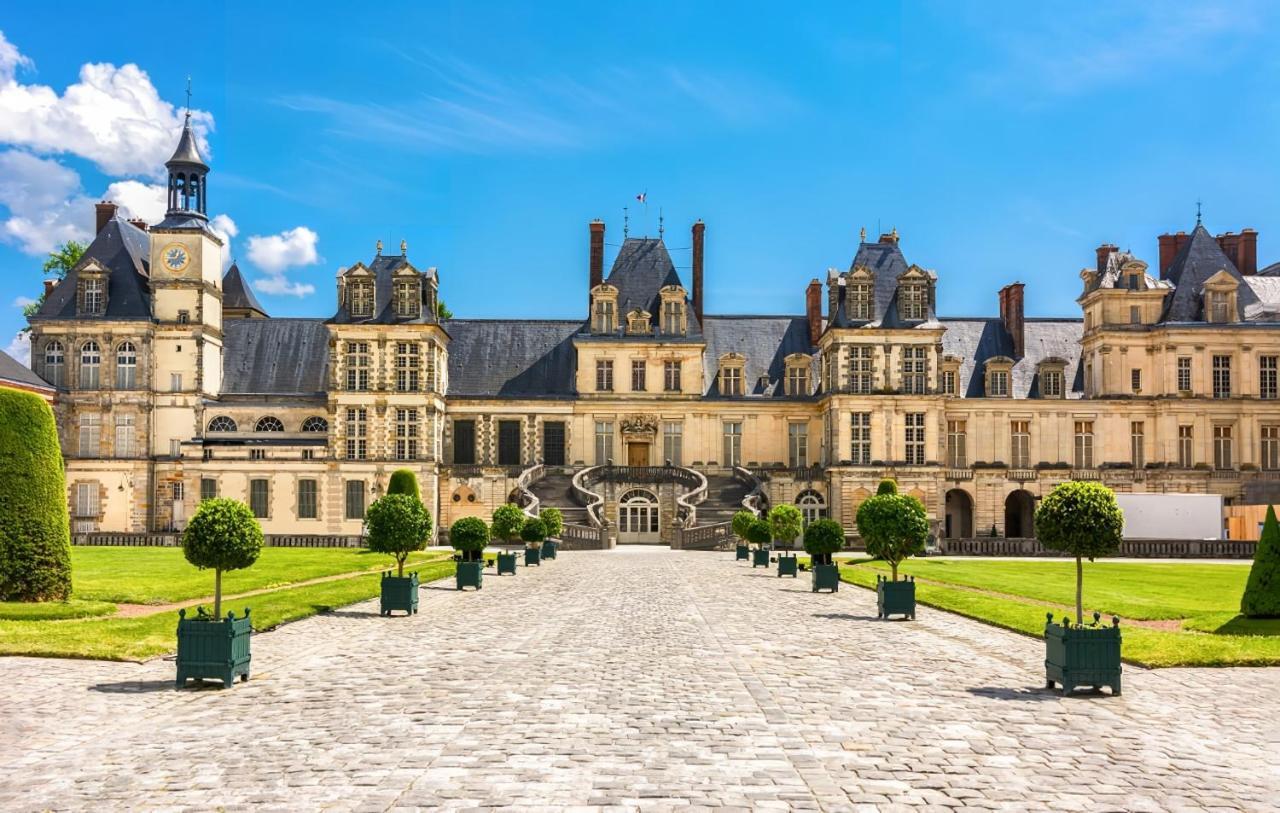 Studio Chaleureux A Etampes, France Bagian luar foto